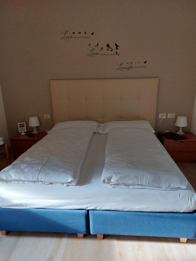 Garni Monika Bed and Breakfast Canazei Eksteriør billede